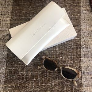 Velvet canyon sunglasses 🕊